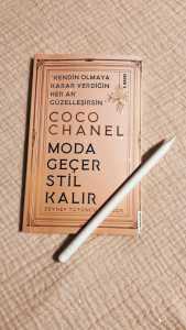 Coco Chanel - Moda Geçer Stil Kalır
